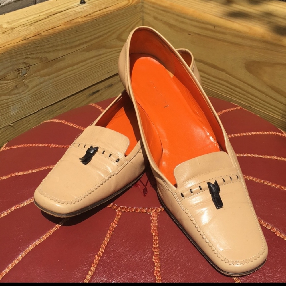 Gucci loafers with kitten heel